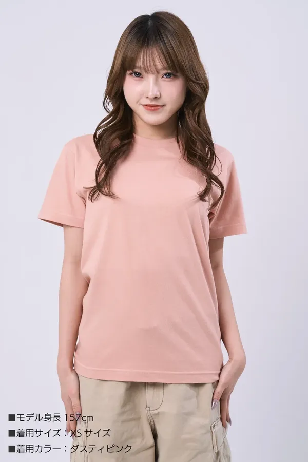 ベーシックTシャツ（モデル着用）